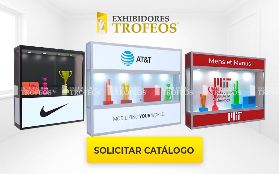 EXHIBIDORES EMPOTRABLES TROFEOS