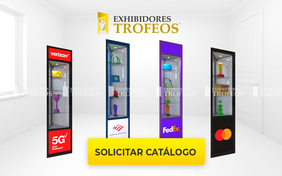 EXHIBIDORES TORRE TROFEOS