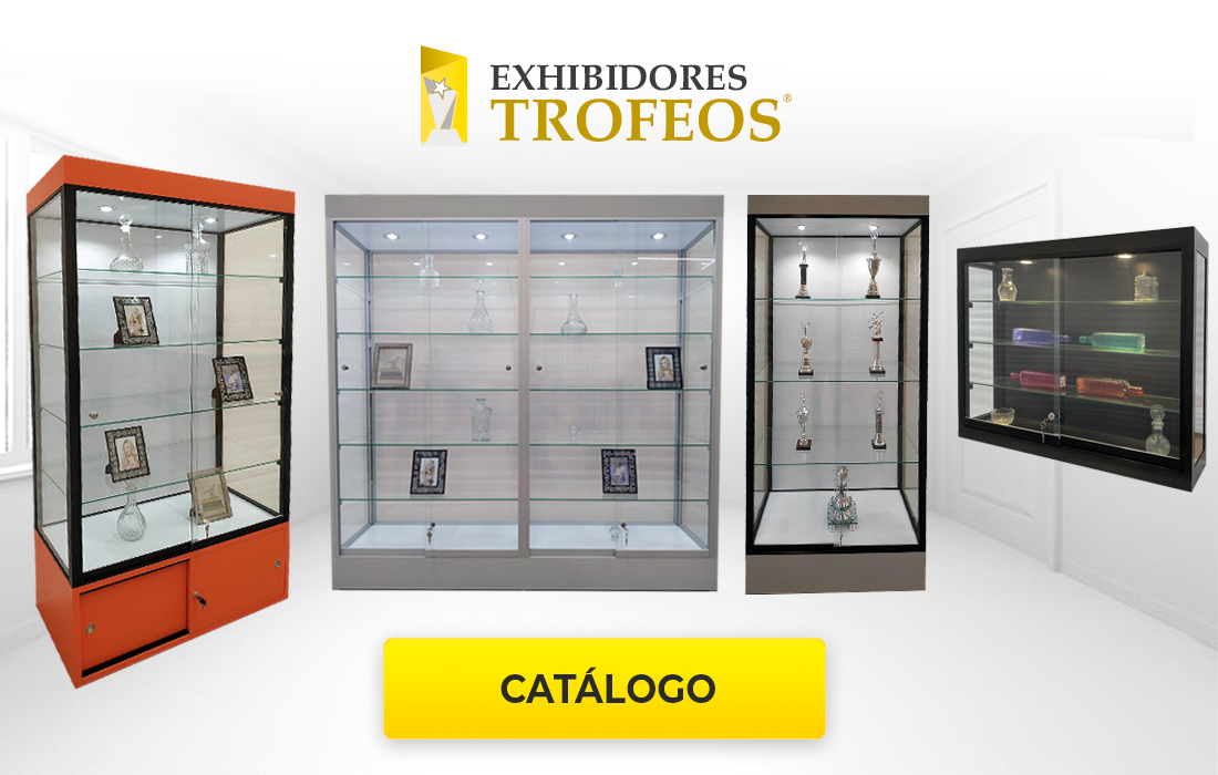 EXHIBIDORES PARA TROFEOS